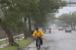 El Servicio Meteorológico Nacional ha emitido una alerta sobre condiciones climáticas adversas que afectarán varias regiones de México el día de hoy.